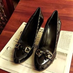 CUTE GUCCI PATENT LEATHER STARS BOWS HEELS sz 38 C